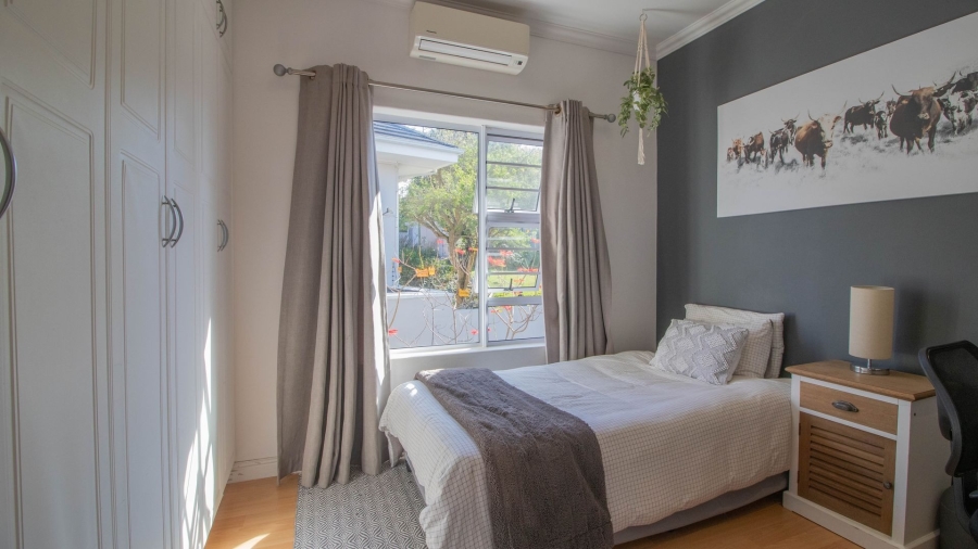 6 Bedroom Property for Sale in Beacon Bay Eastern Cape